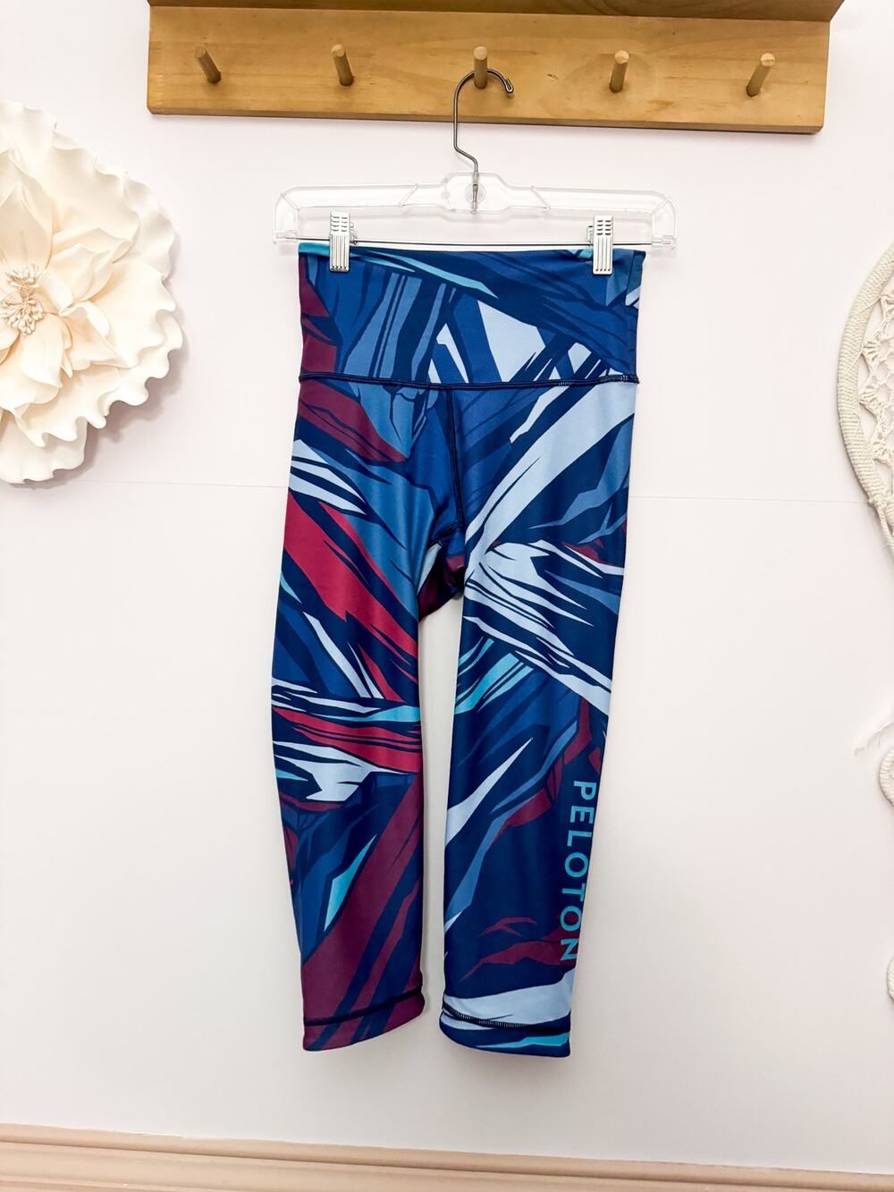 Wear it to Heart WITH x Peloton Cropped Reversible Leggings Size Small